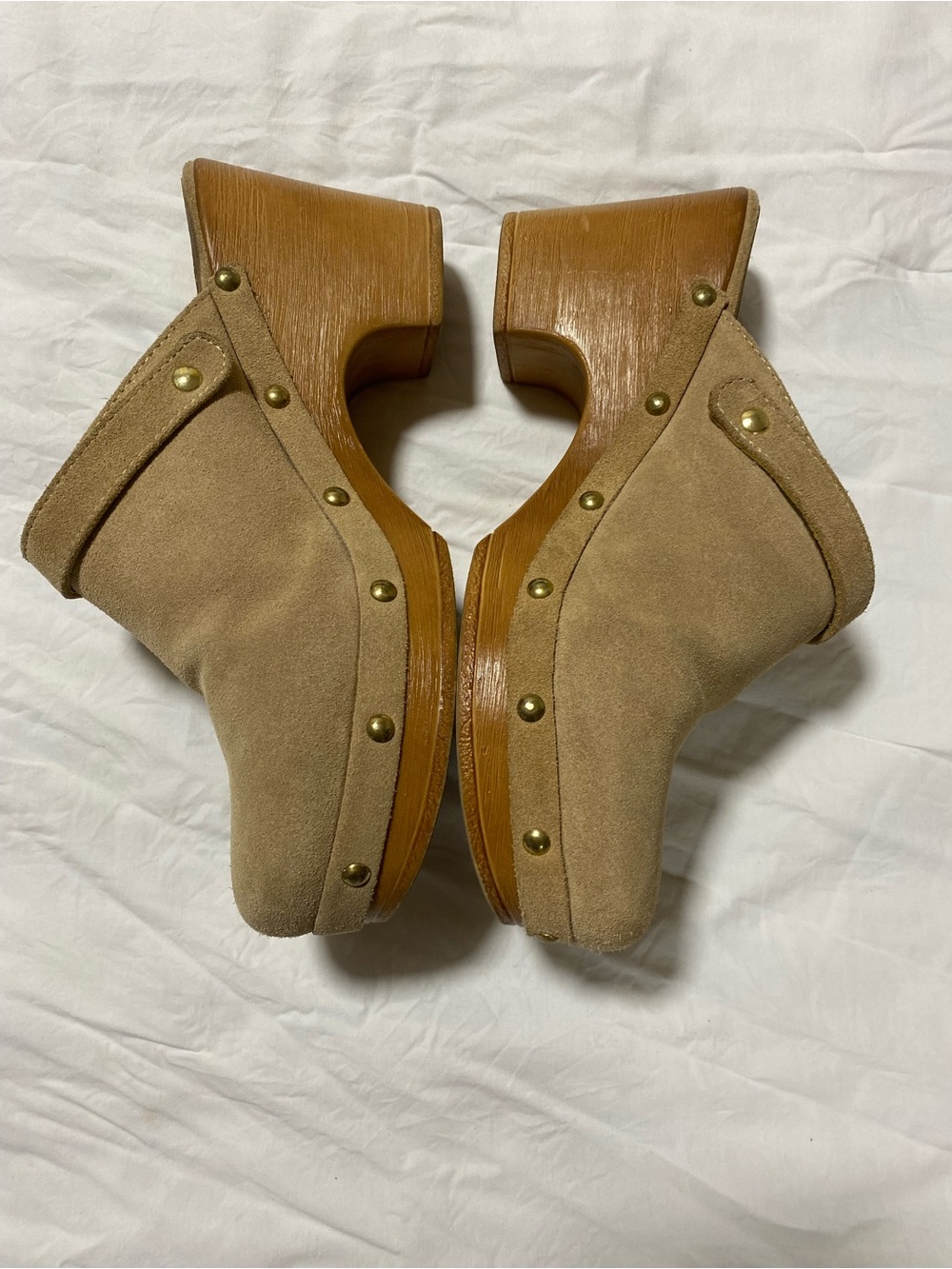 Steve Madden Tan Suede Wood-Effect Clogs - Picture 8 of 9